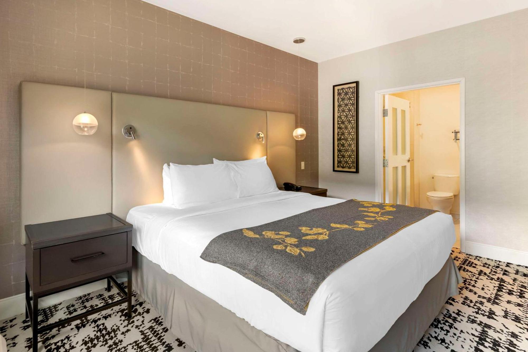 Cambria Hotel Copper Mountain Фриско Экстерьер фото