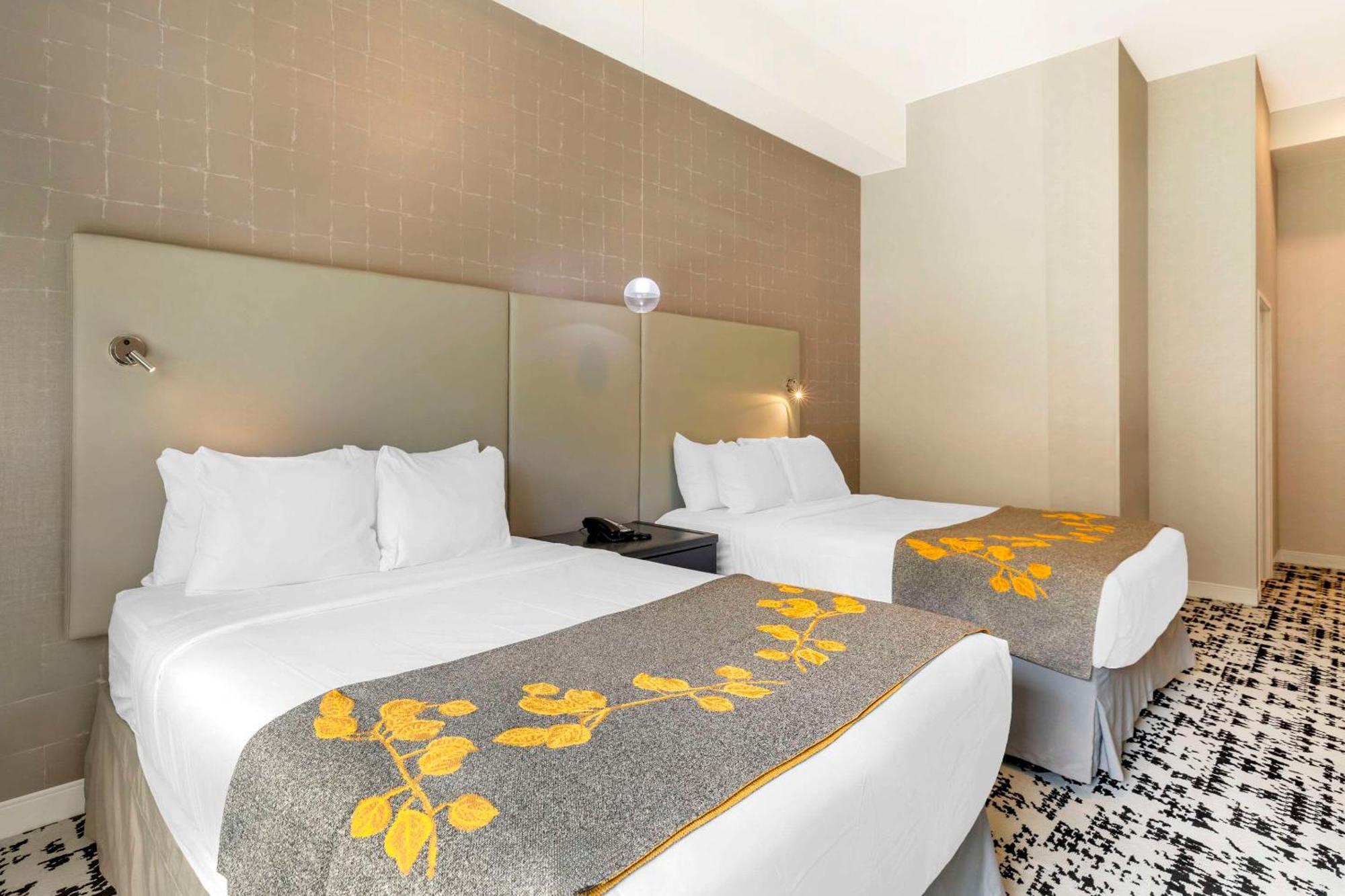 Cambria Hotel Copper Mountain Фриско Экстерьер фото