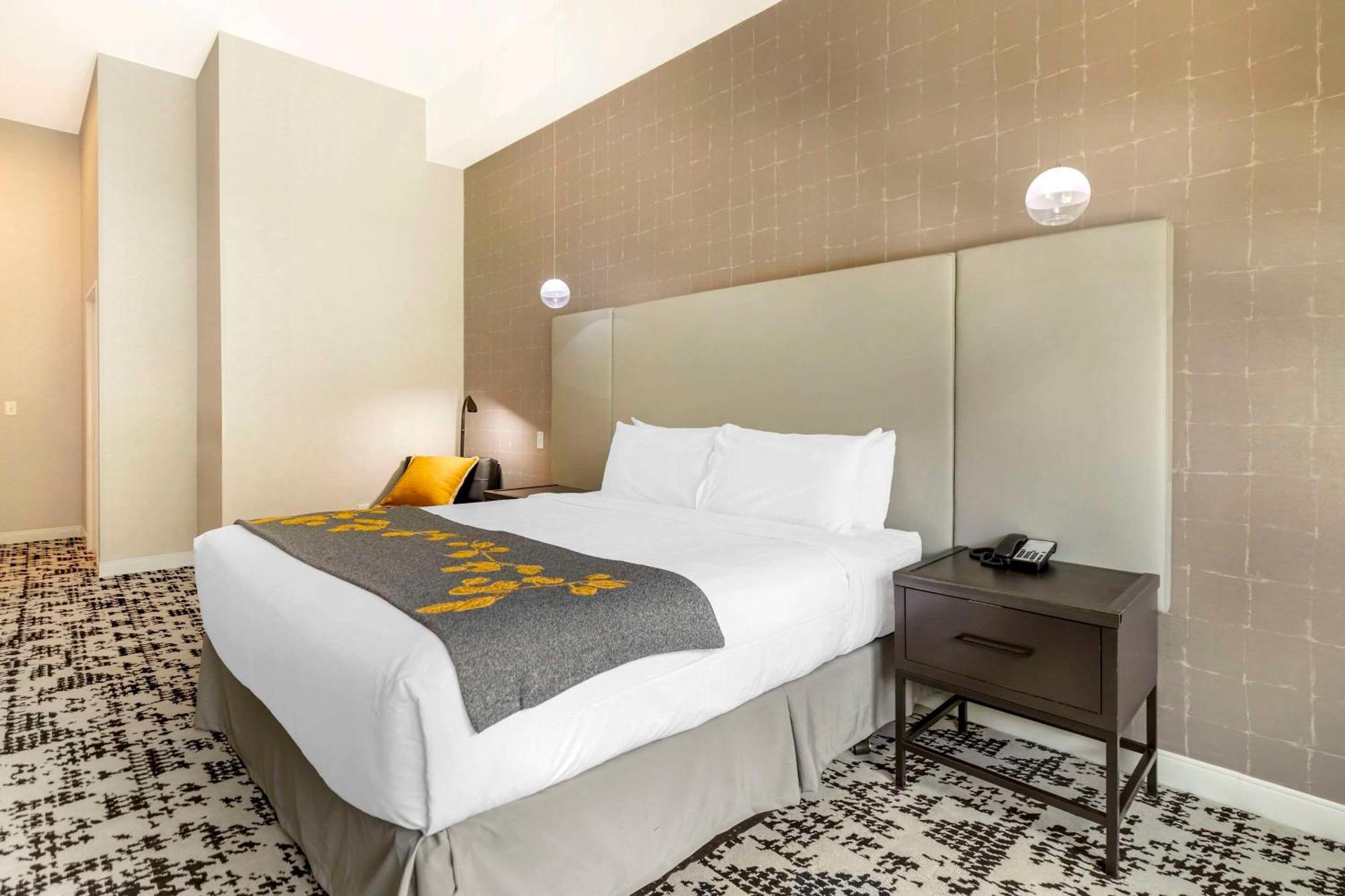 Cambria Hotel Copper Mountain Фриско Экстерьер фото